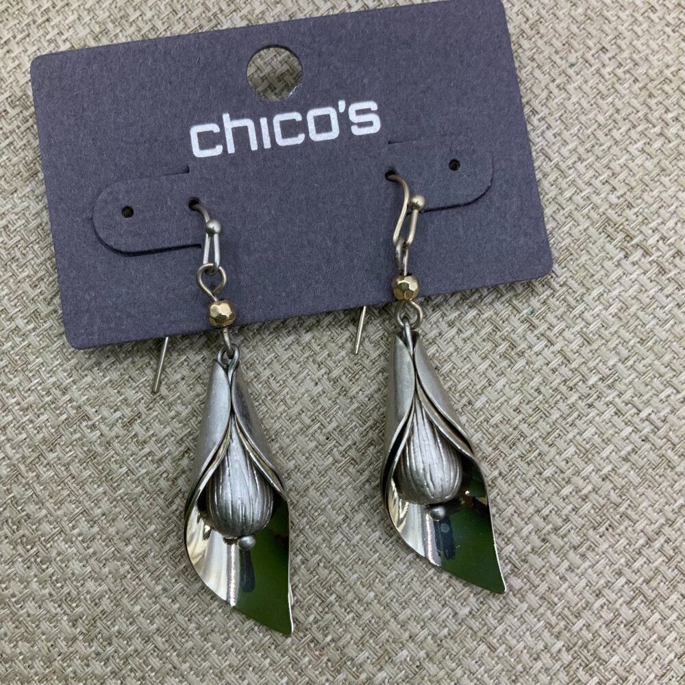Chico's NWT Mixed Metals Lily Floral Dangling Earrings